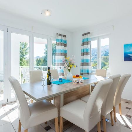Beautiful Apartment Lovorka 6 , Baska, Krk ภายนอก รูปภาพ