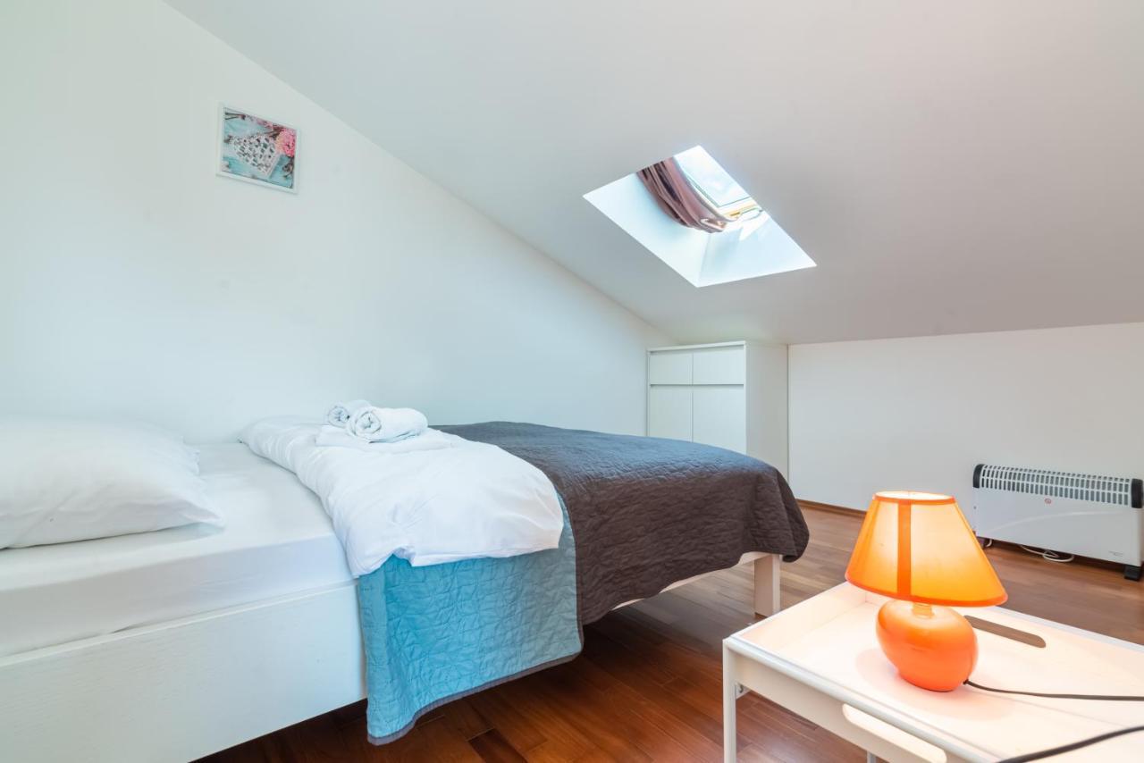 Beautiful Apartment Lovorka 6 , Baska, Krk ภายนอก รูปภาพ
