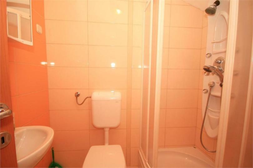 Beautiful Apartment Lovorka 6 , Baska, Krk ภายนอก รูปภาพ